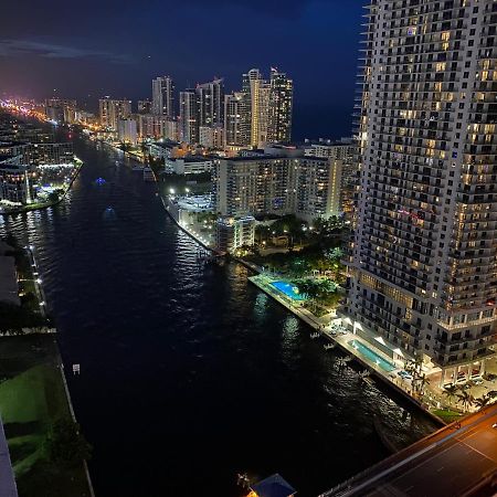Amazing Studio Beach Walking Distance! 26B Hallandale Beach Eksteriør billede